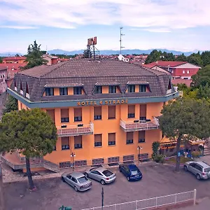 https://quattro-strade.it-lombardy.com