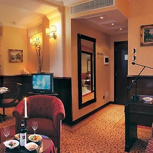 https://atahotel-quark-milan.it-lombardy.com